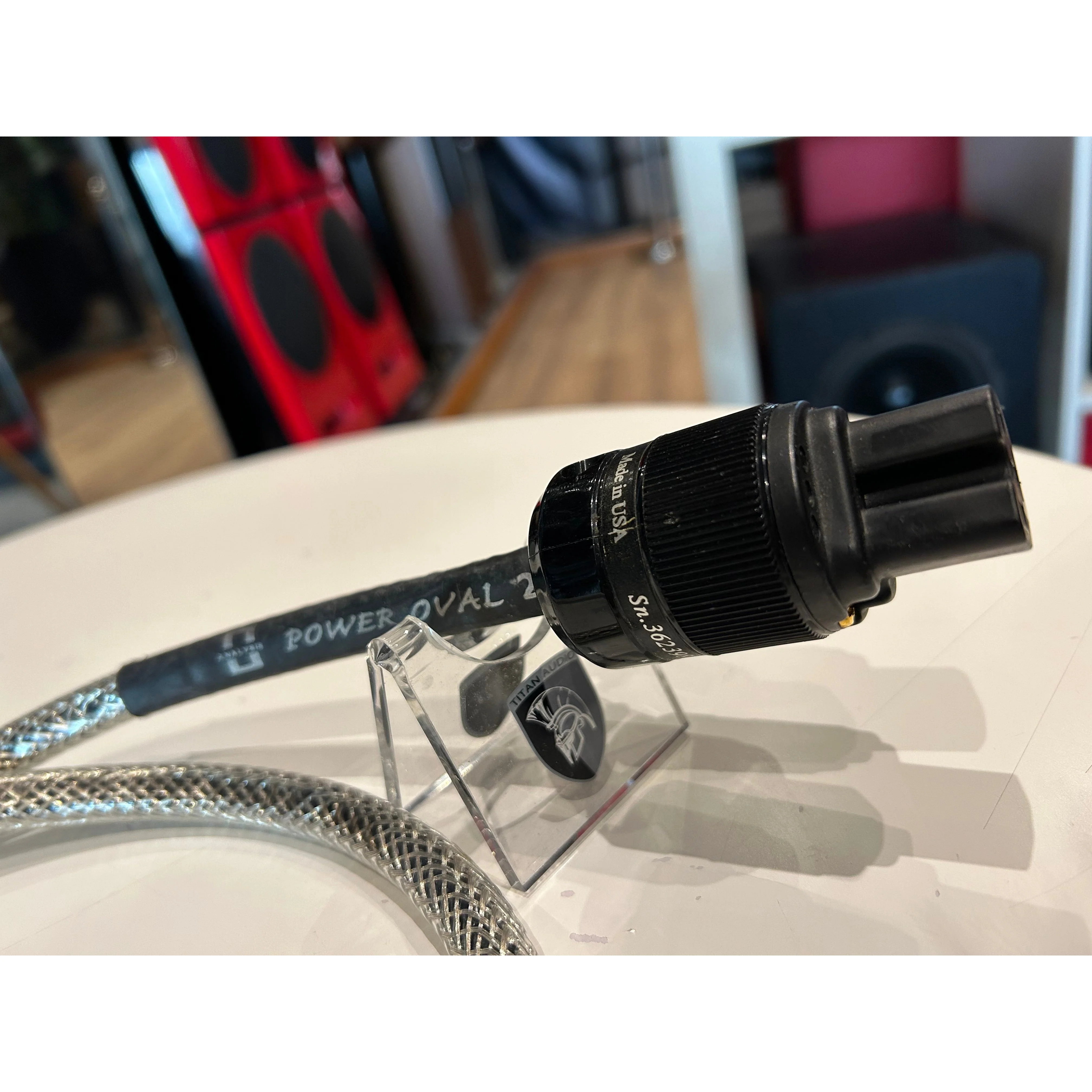 Analysis Plus Power Oval 2 Mains Cable (Used) - Image 3