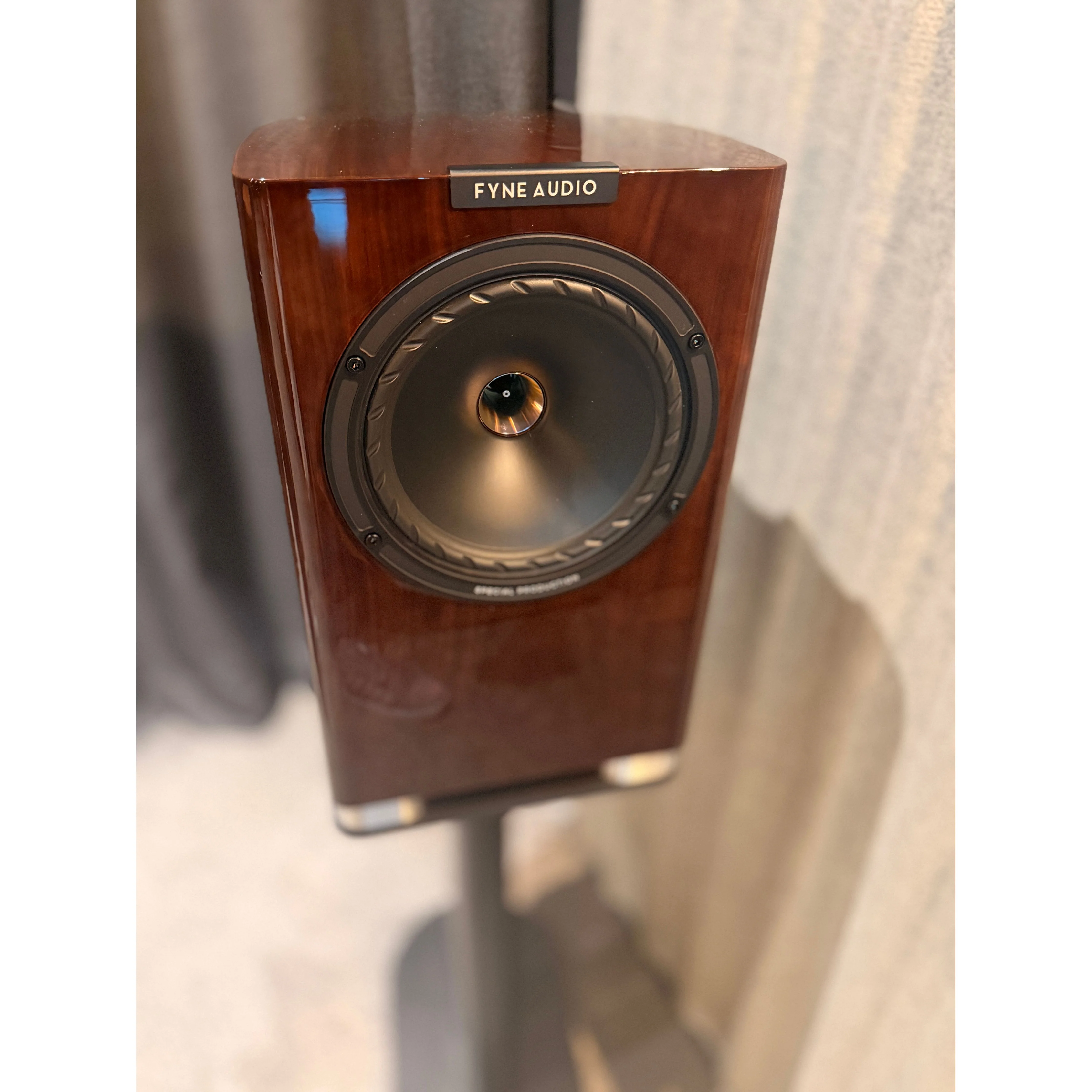 Fyne Audio F701SP Standmount Speakers (OPEN BOX Review Diaries)