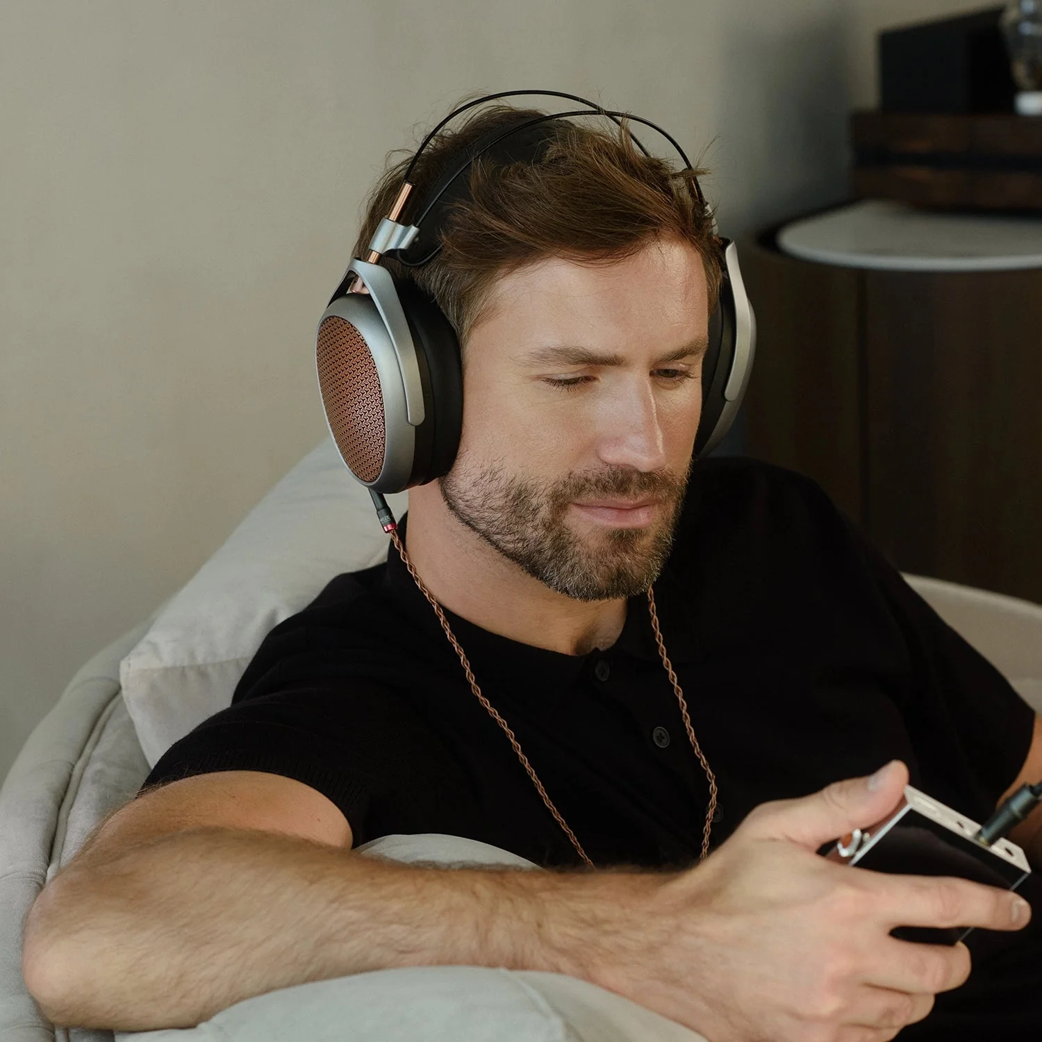 Meze Audio Poet Planar Magnetic Headphone - Image 6
