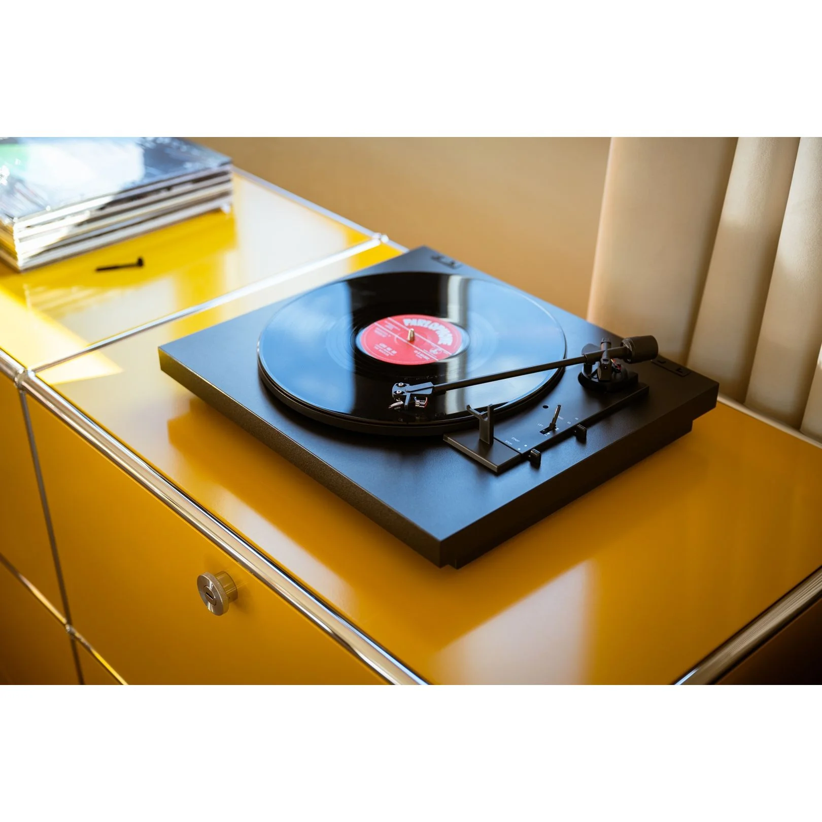 Pro-Ject AUTOMAT A1.2 Turntable - Image 4
