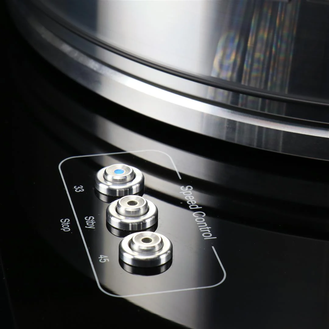 Pro-Ject Signature 10 Turntable - Image 9