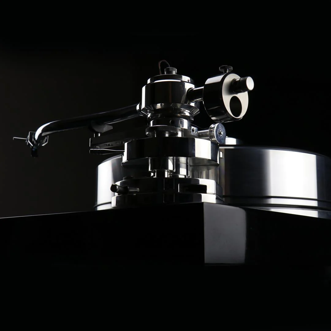 Pro-Ject Signature 10 Turntable Superpack - Image 9