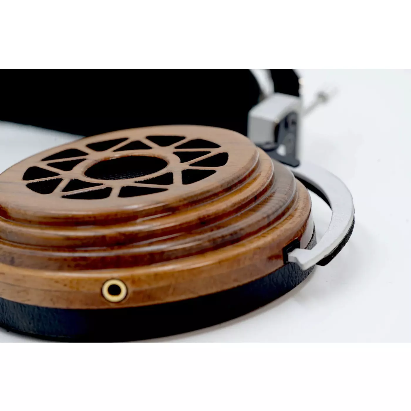 Spirit Torino Centauri Pro Headphones - Image 5